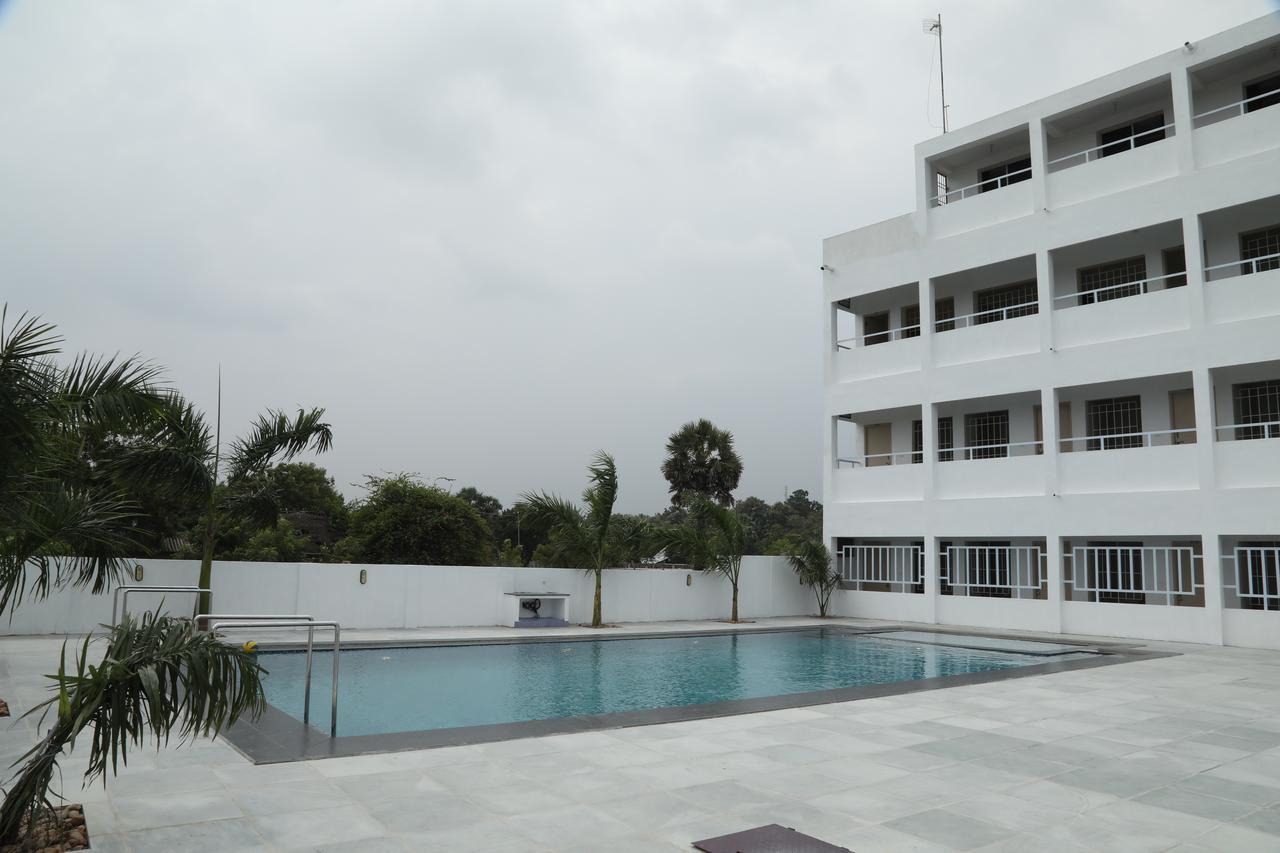 מלון פונדיצ'רי Ganesh Residency מראה חיצוני תמונה